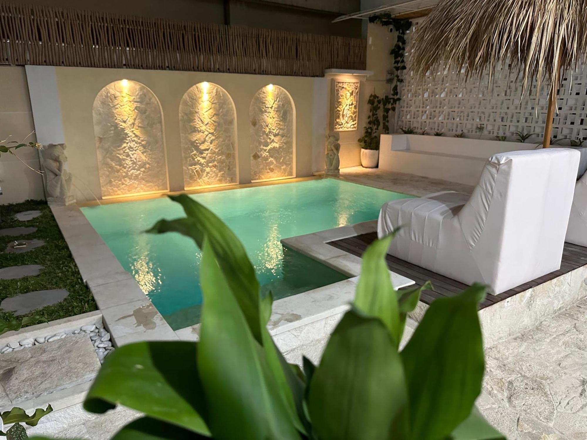Tirta Mumbul Villa Badung  Luaran gambar